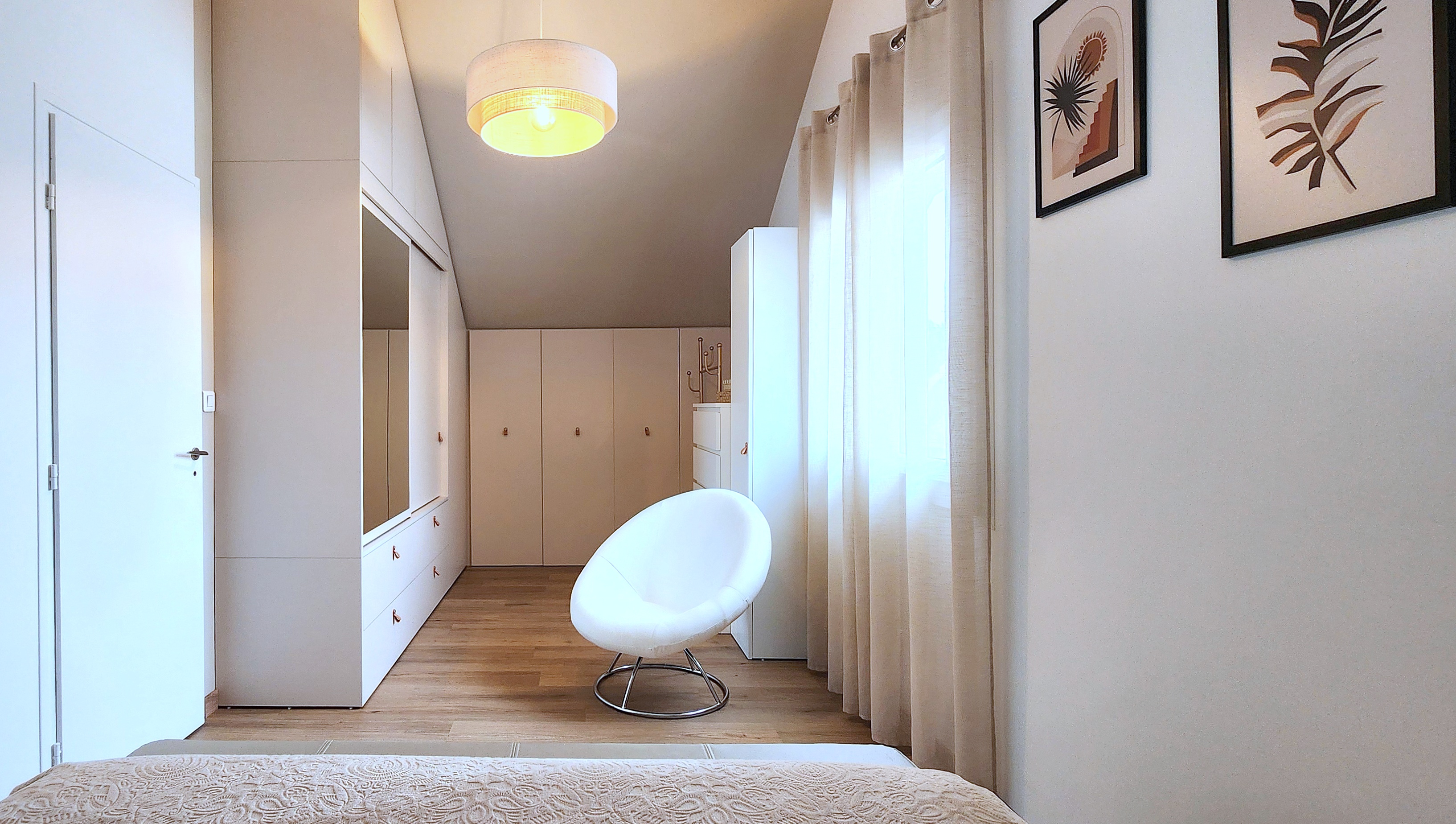 Chambre sobre et apaisante